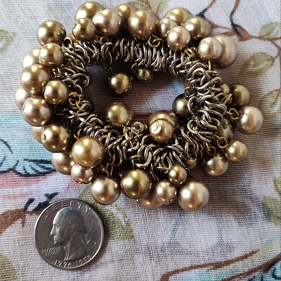 Heavy Gold Tone Champagne Glass Pearl Pearls Stretch Vintage Cha Cha Bracelet - Picture 2 of 6